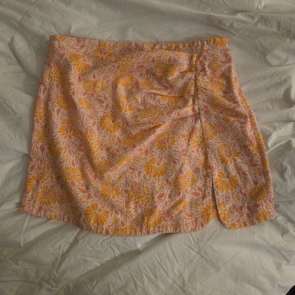 ZARA Floral Boho Linen Blend Mini Skirt - Picture 2 of 12